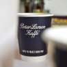 Trykt dobbeltlags pappkopp med 'Peter Larsen Kaffe' logo